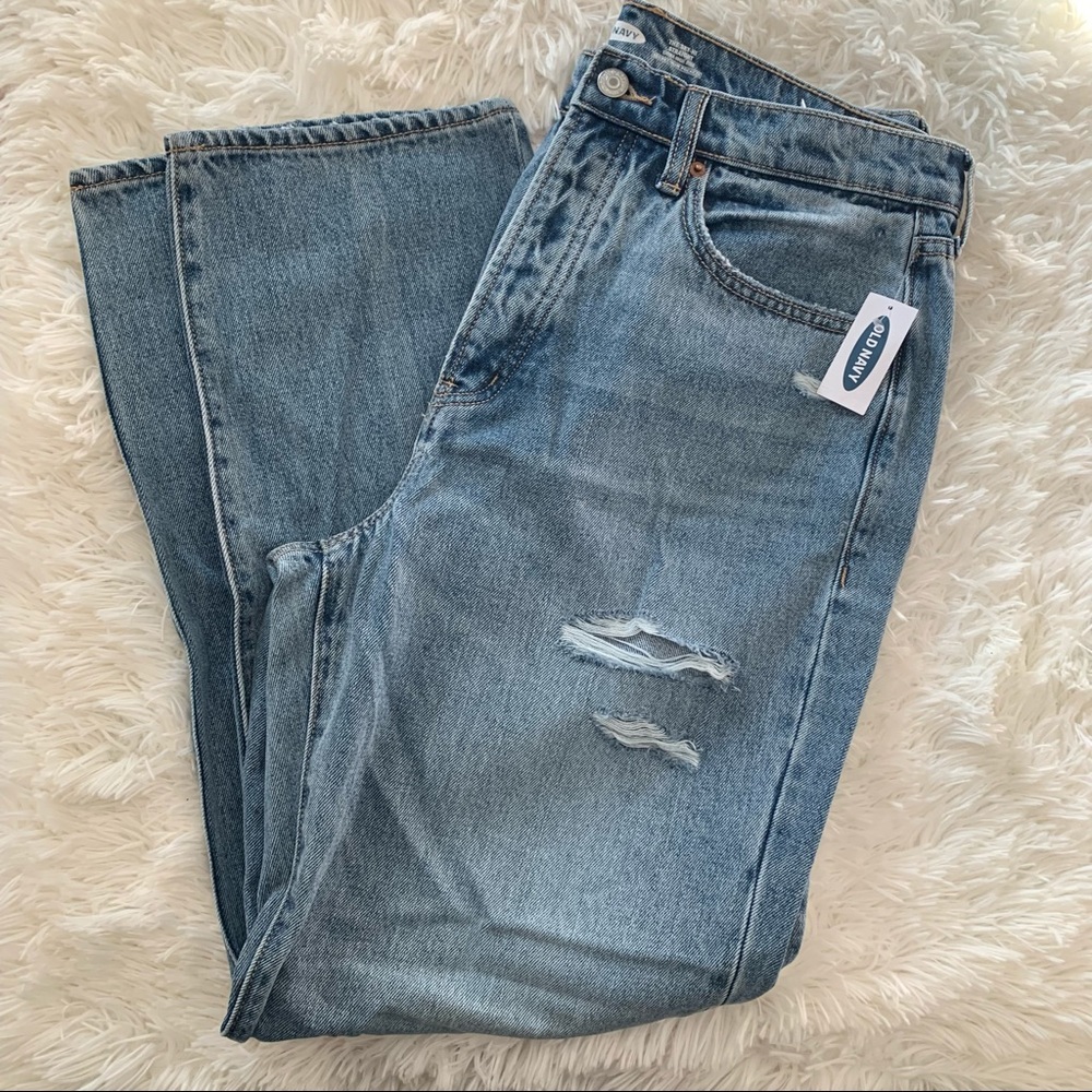 Old Navy The Sky Hi Straight Extra High Rise Distressed Boyfriend New with Tag